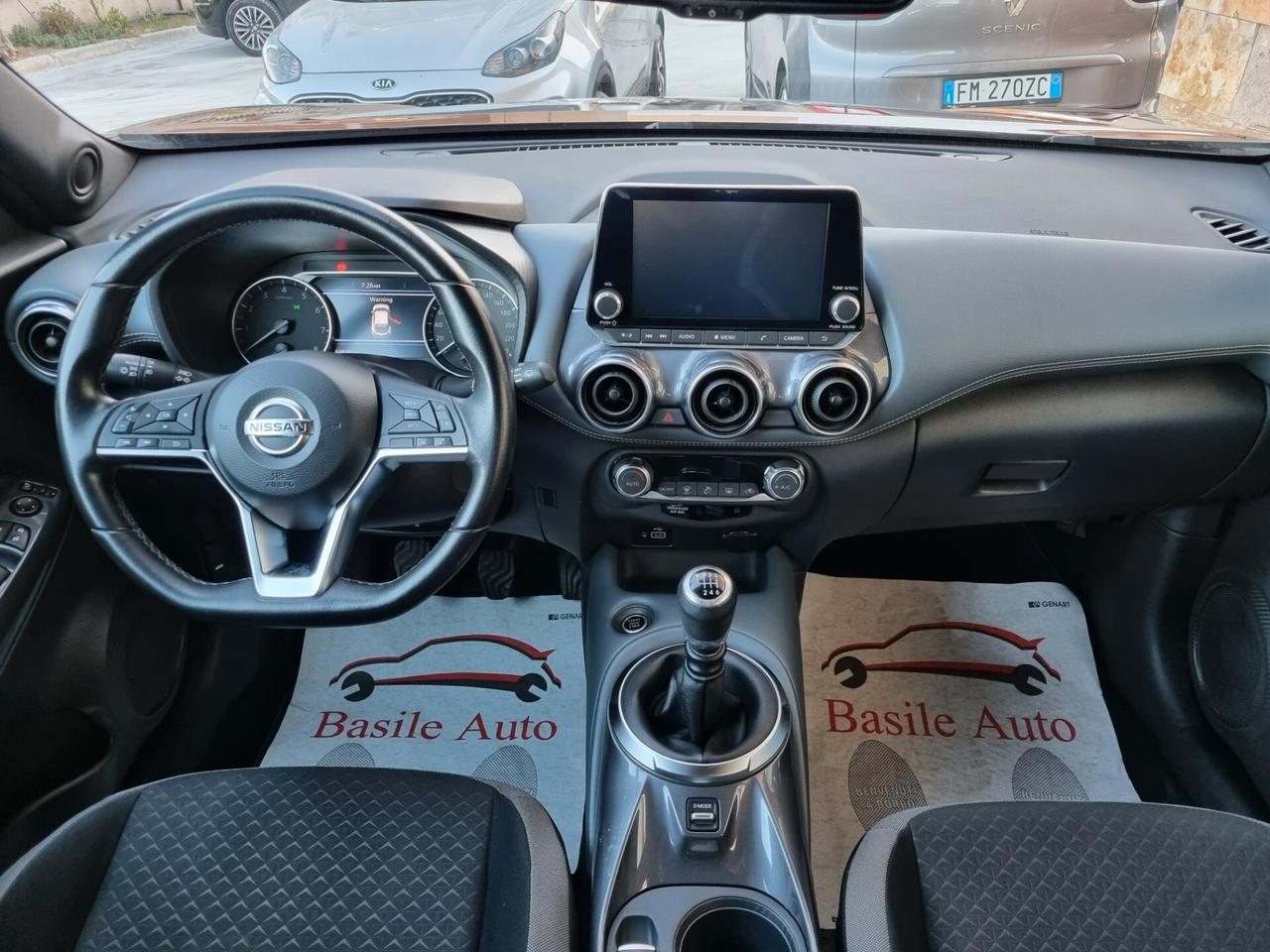 Nissan Juke 1.0 DIG-T 114 CV N-Connecta