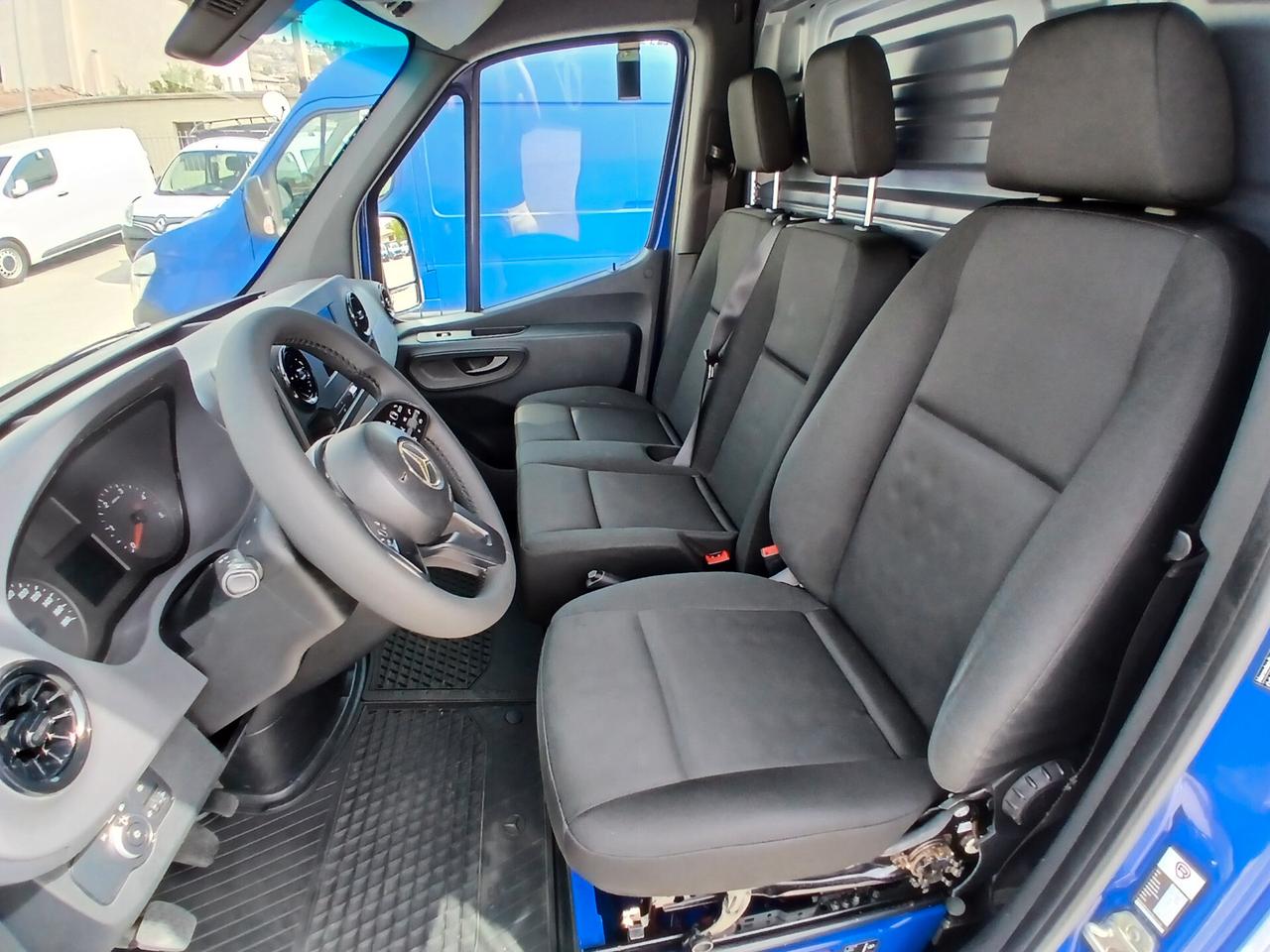 MERCEDES SPRINTER 311 CDI TA PM 2020