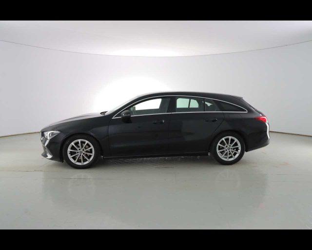 MERCEDES-BENZ CLA 200 d Automatic Shooting Brake Business Extra