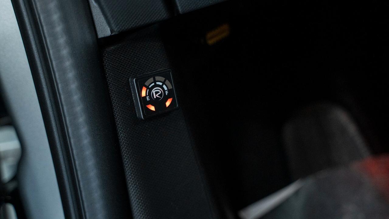 Smart ForTwo 1.0 SUPERPASSION 71 CV TWINAMIC AUTO 16" LED NAVI