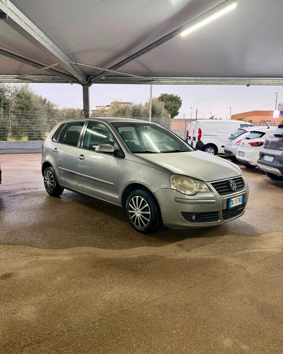 Volkswagen Polo 1.4 TDI Sportline 80cv (59 kw)