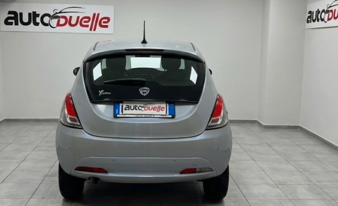 Lancia Ypsilon 0.9 TwinAir 5 porte Metano Ecochic Gold