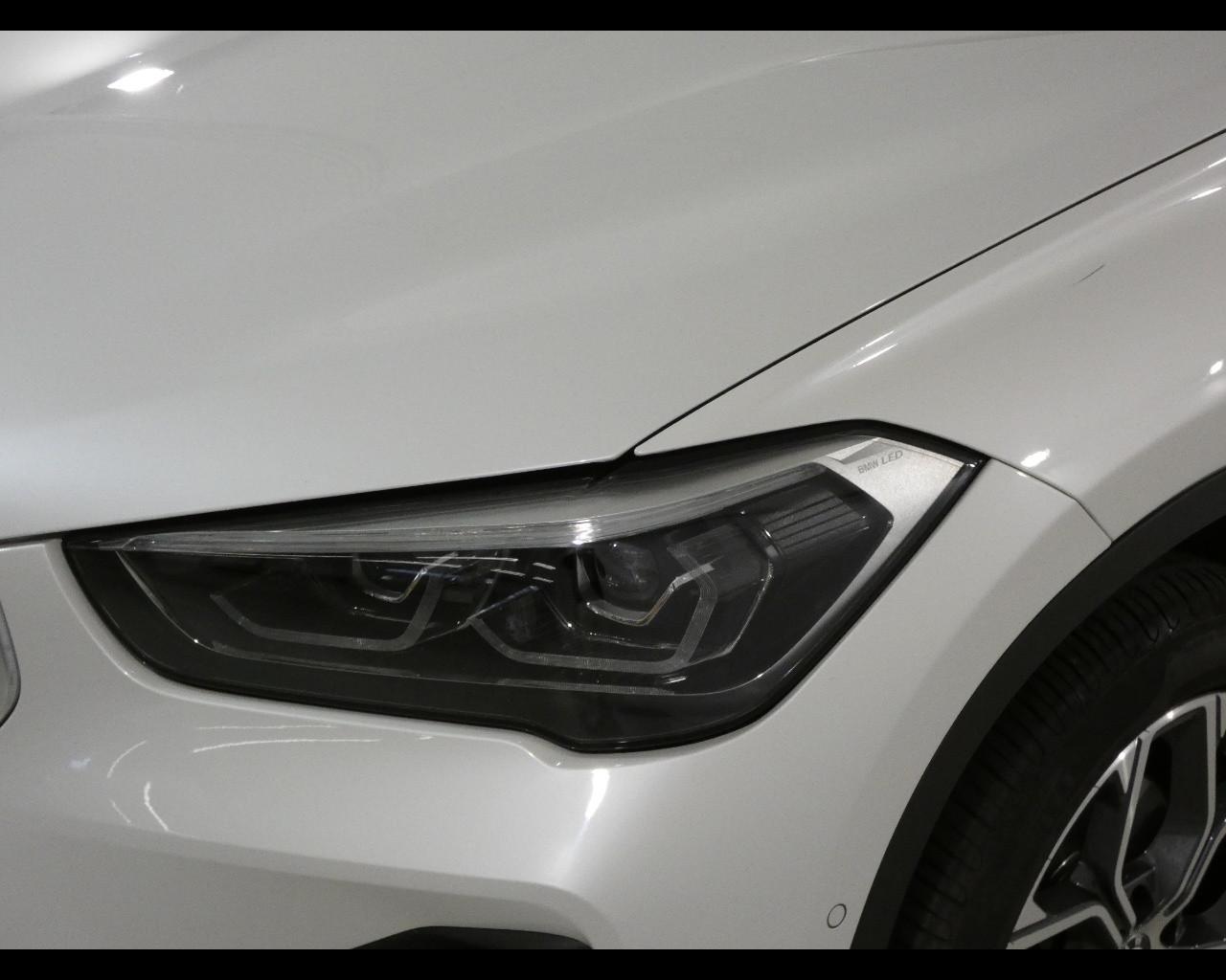 BMW X1 (F48) - X1 xDrive18d xLine
