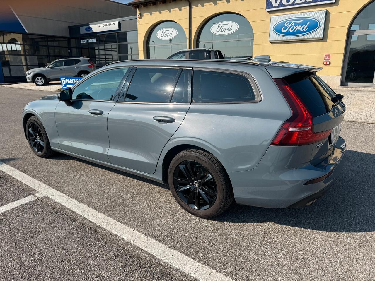 Volvo V60 B4 Geartronic Momentum Business