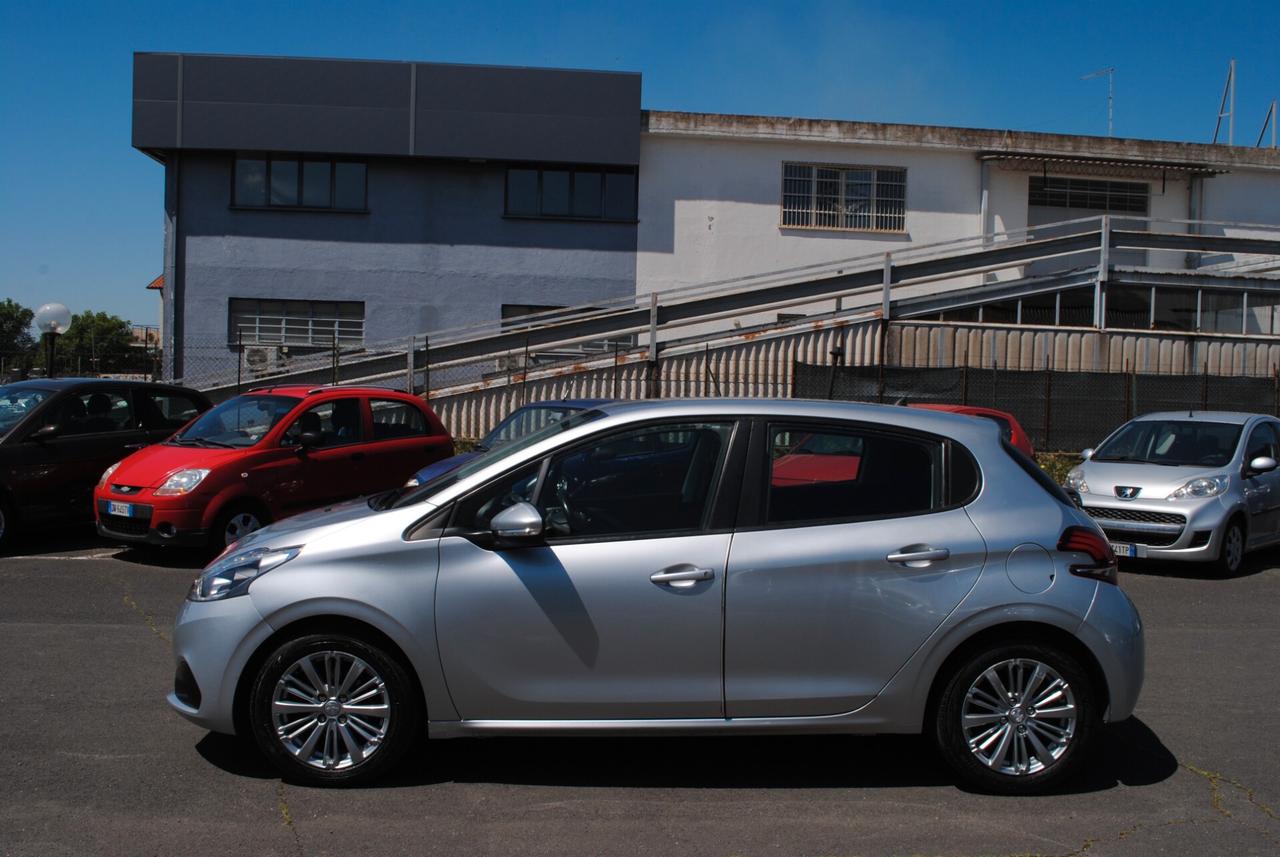 PEUGEOT 208 1.6 HDI 75 CV OK NEOPATENTATI