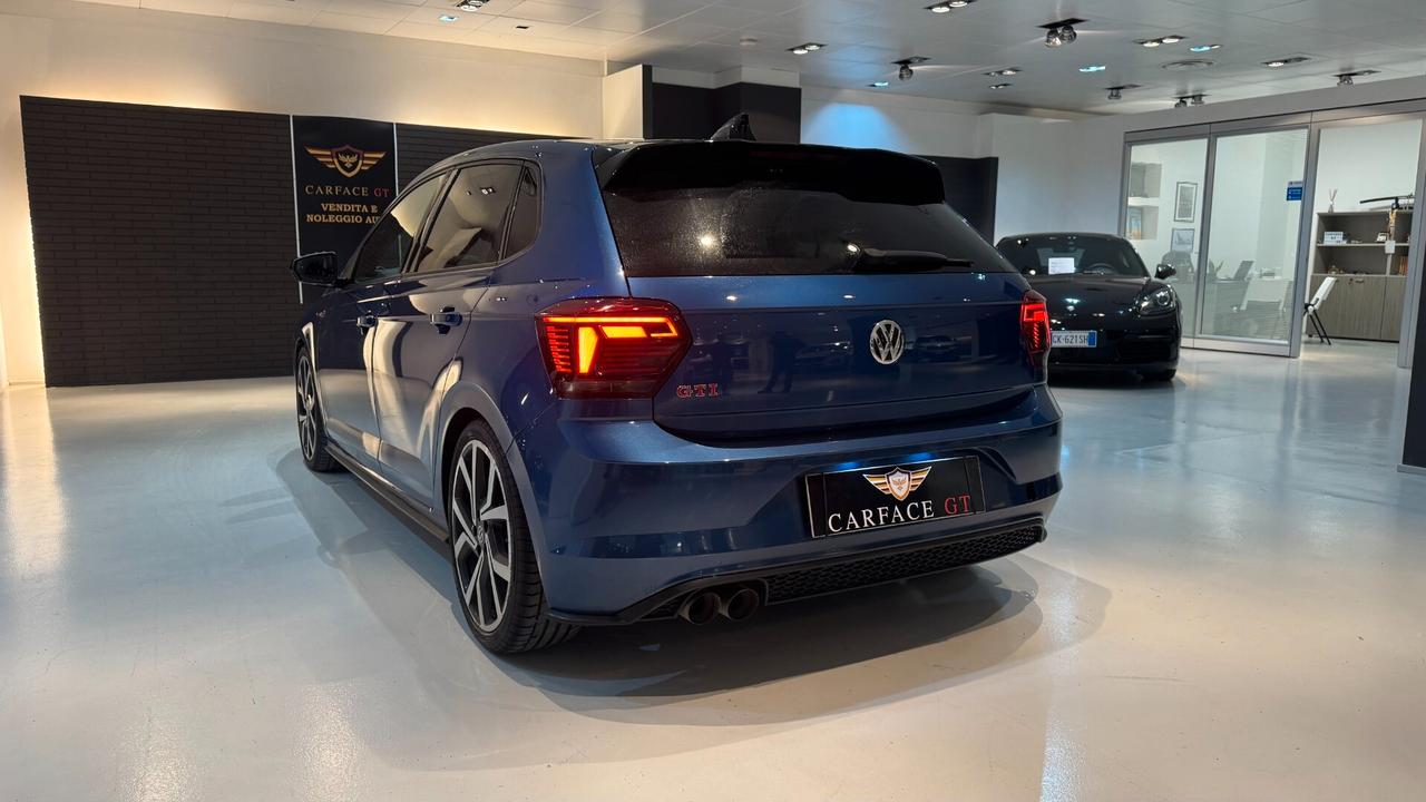 VOLKSWAGEN POLO GTi 200CV-2019