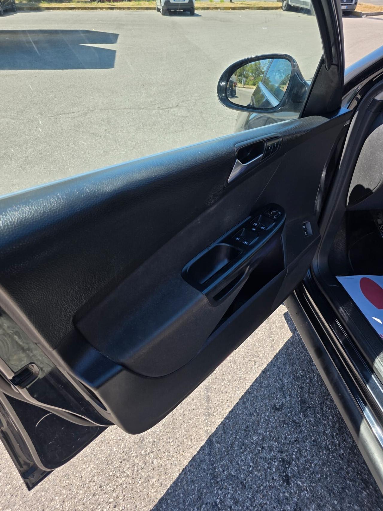 Volkswagen Passat 2.0 TDI DPF Highline