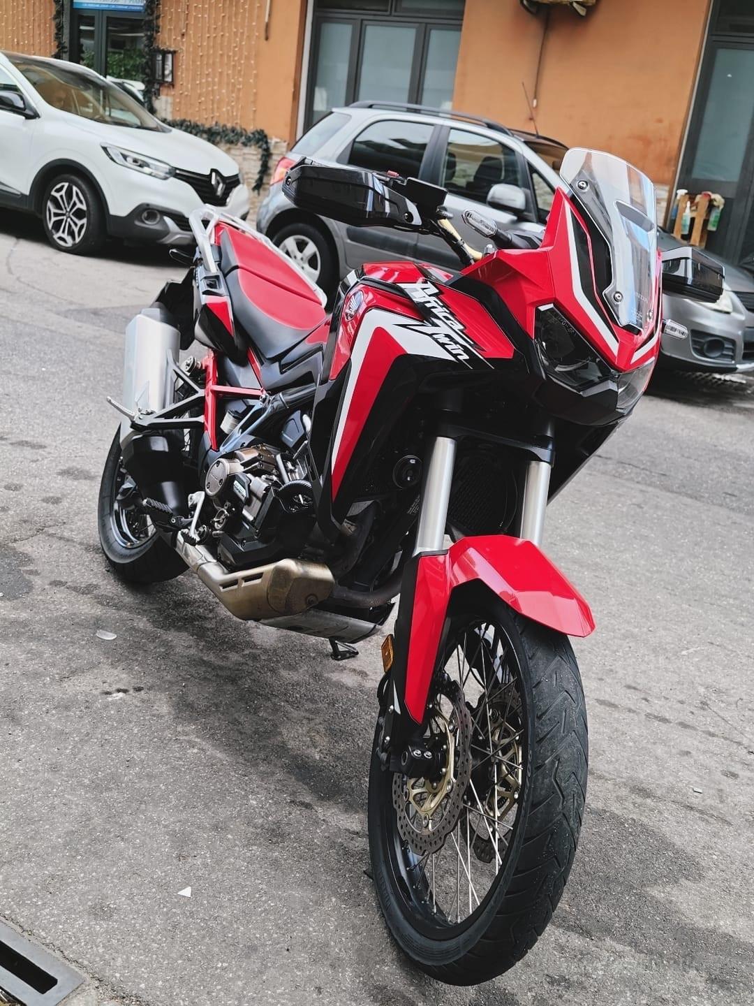 Honda CRF1100L Africa Twin automatica 1100 stupenda
