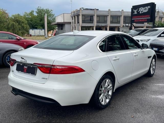 Jaguar XF 2.0 D 180 CV AWD aut. Prestige