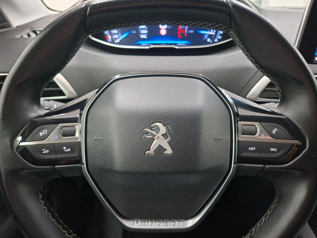 Peugeot 3008 Business 1.5 BlueHDi 130cv