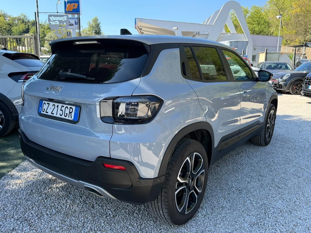 Jeep Avenger 1.2 Turbo 110 cv E-Hybrid Summit
