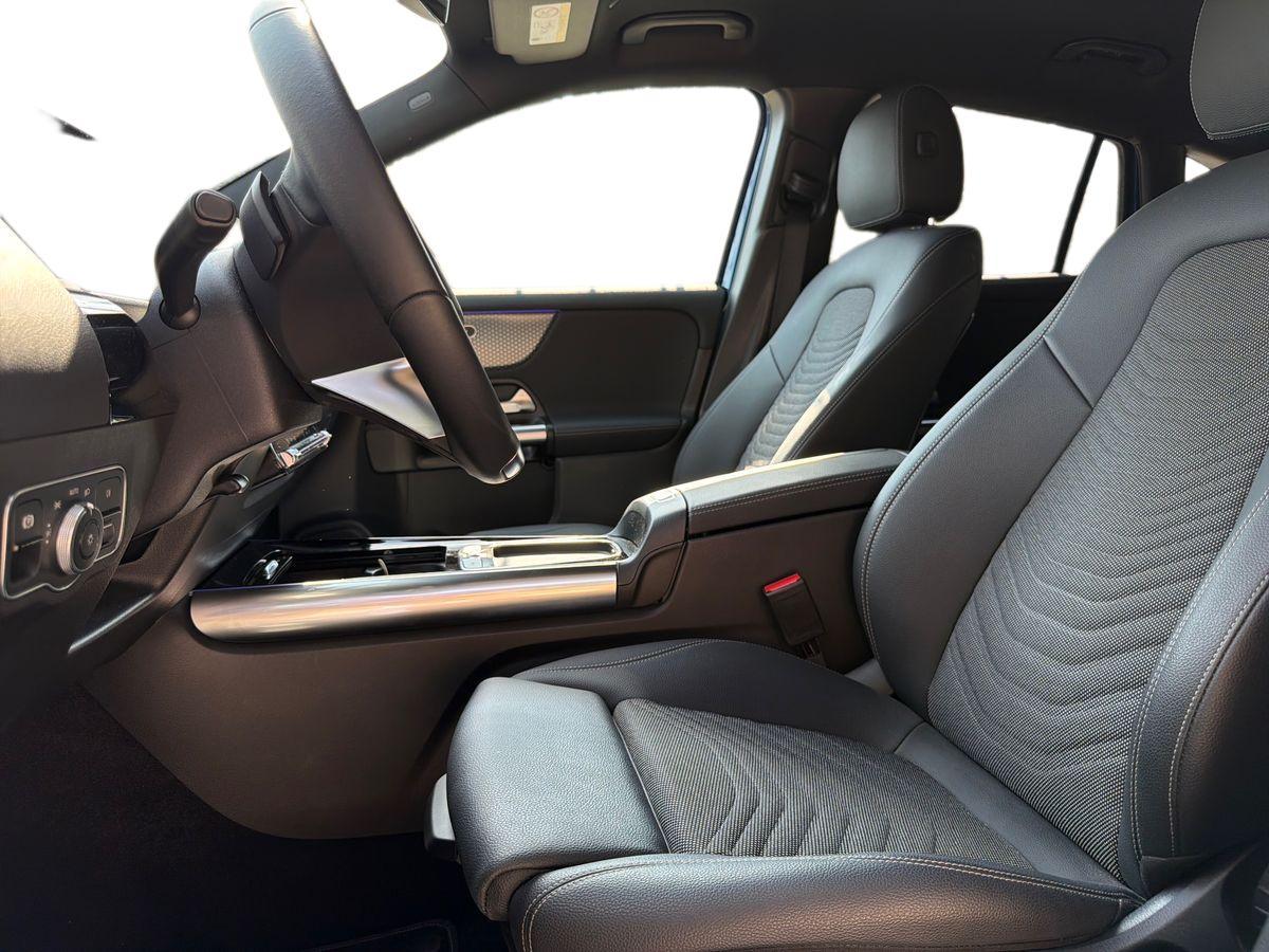 Mercedes-Benz GLA 180 Progressive Advanced Plus auto