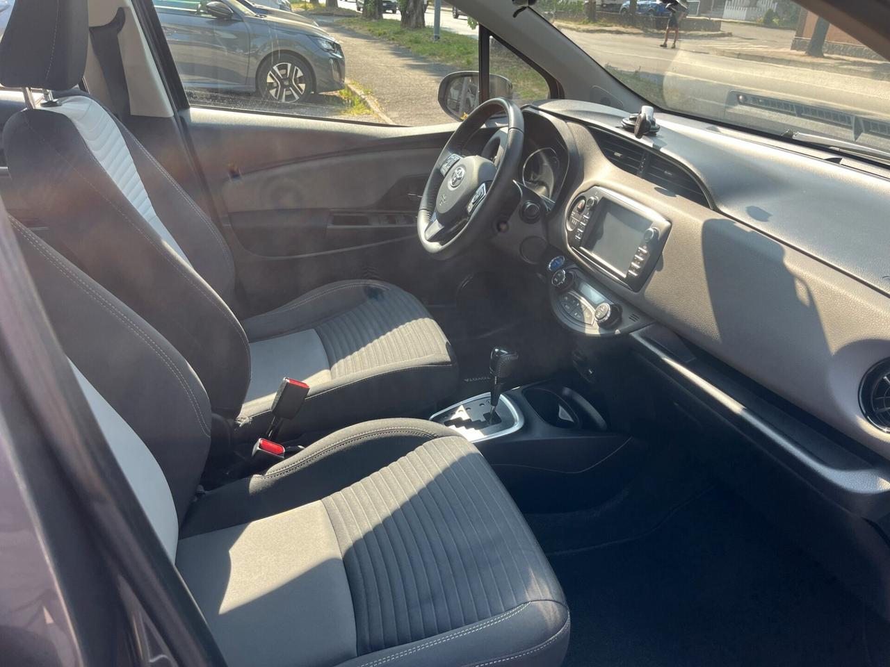 Toyota Yaris 1.5 Hybrid 5 porte Active