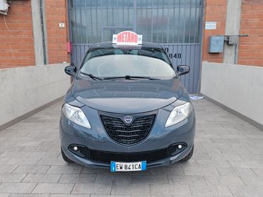 Lancia Ypsilon 0.9 TwinAir 85 CV 5 porte Metano Ecochic Gold