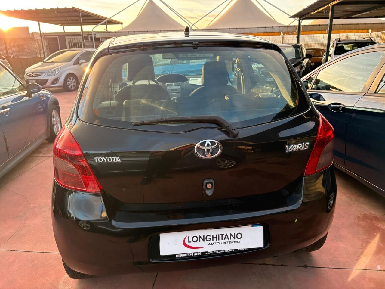 Toyota Yaris 1.0 5 porte