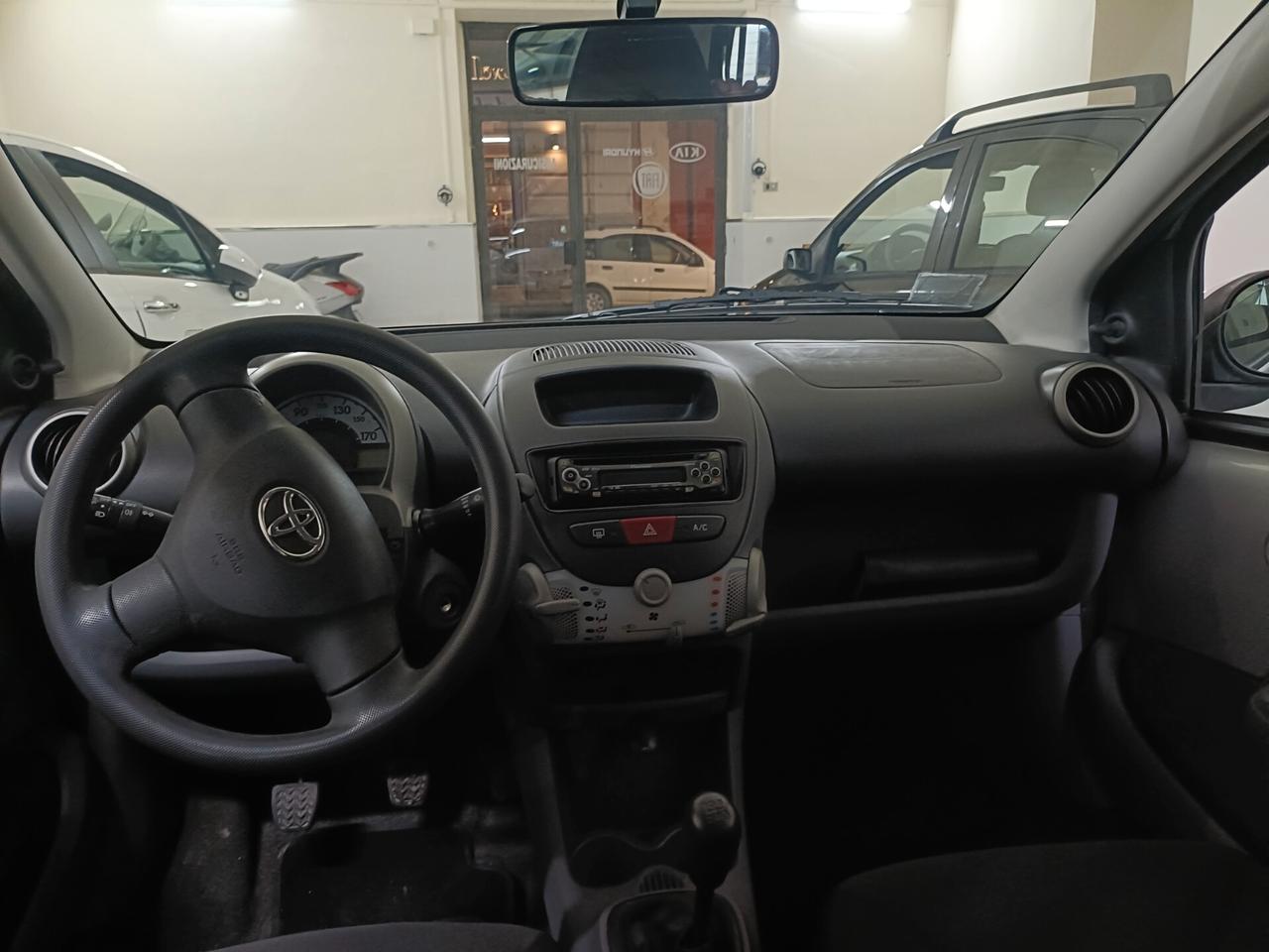 Toyota Aygo 1.0 12V VVT-i 5 porte Now