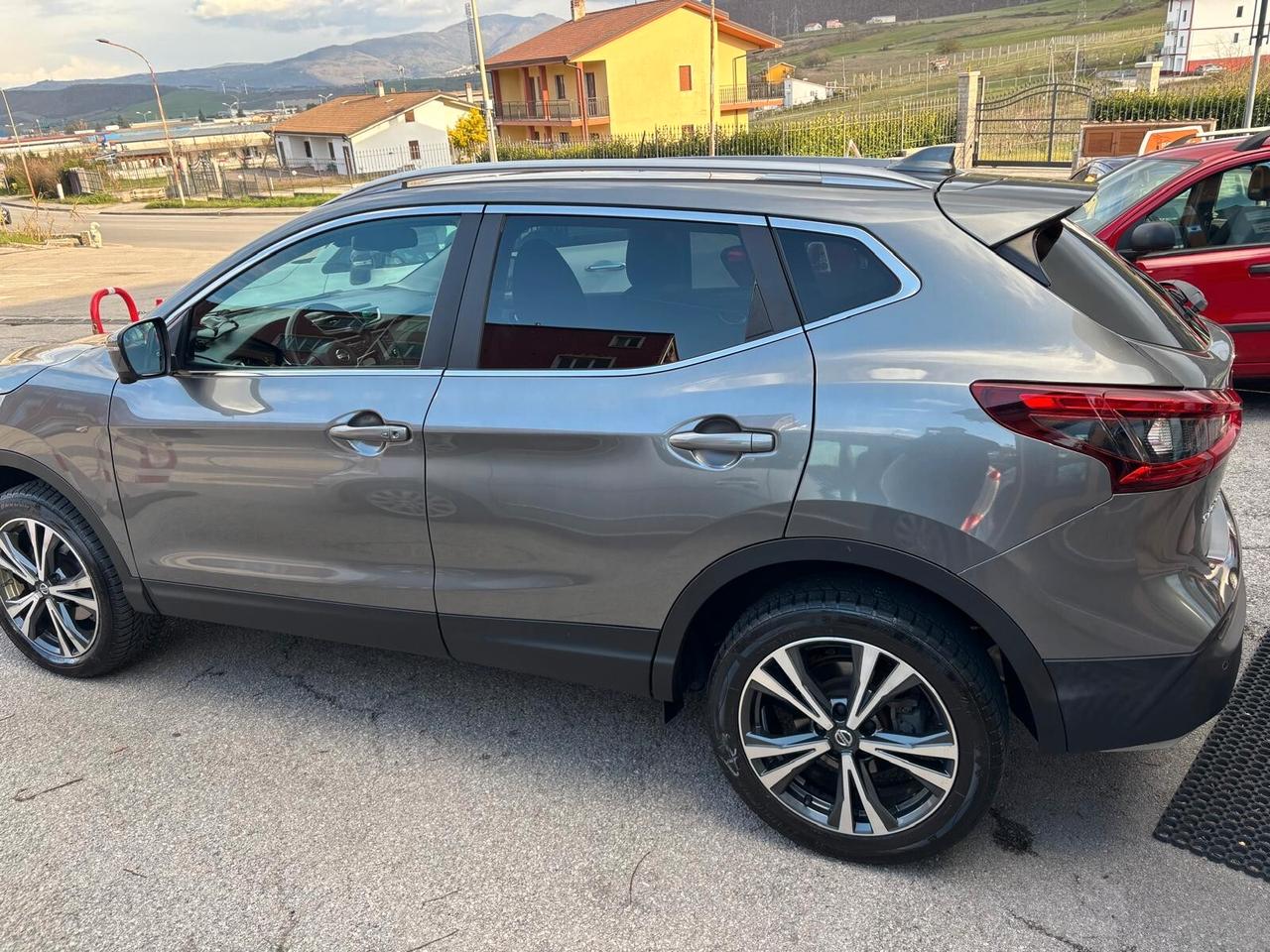 Nissan Qashqai 1.5 dCi N-Connecta