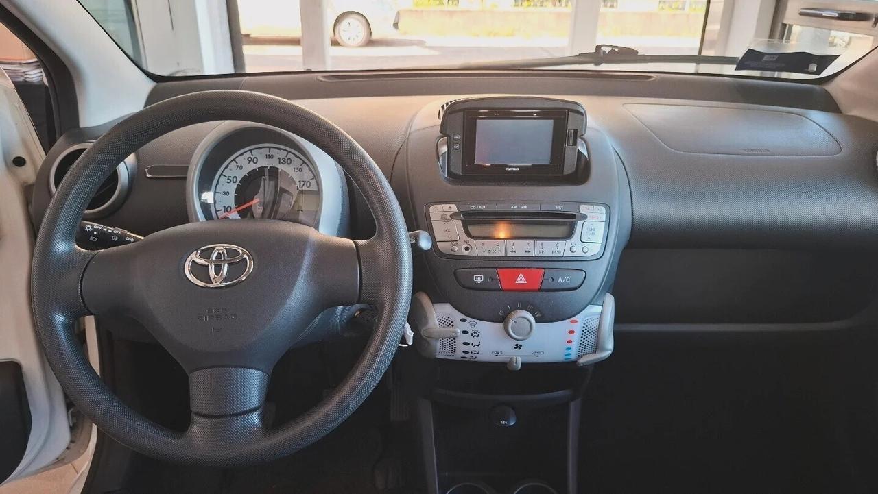 Toyota Aygo 1.0 12V VVT-i 5 porte Active Connect