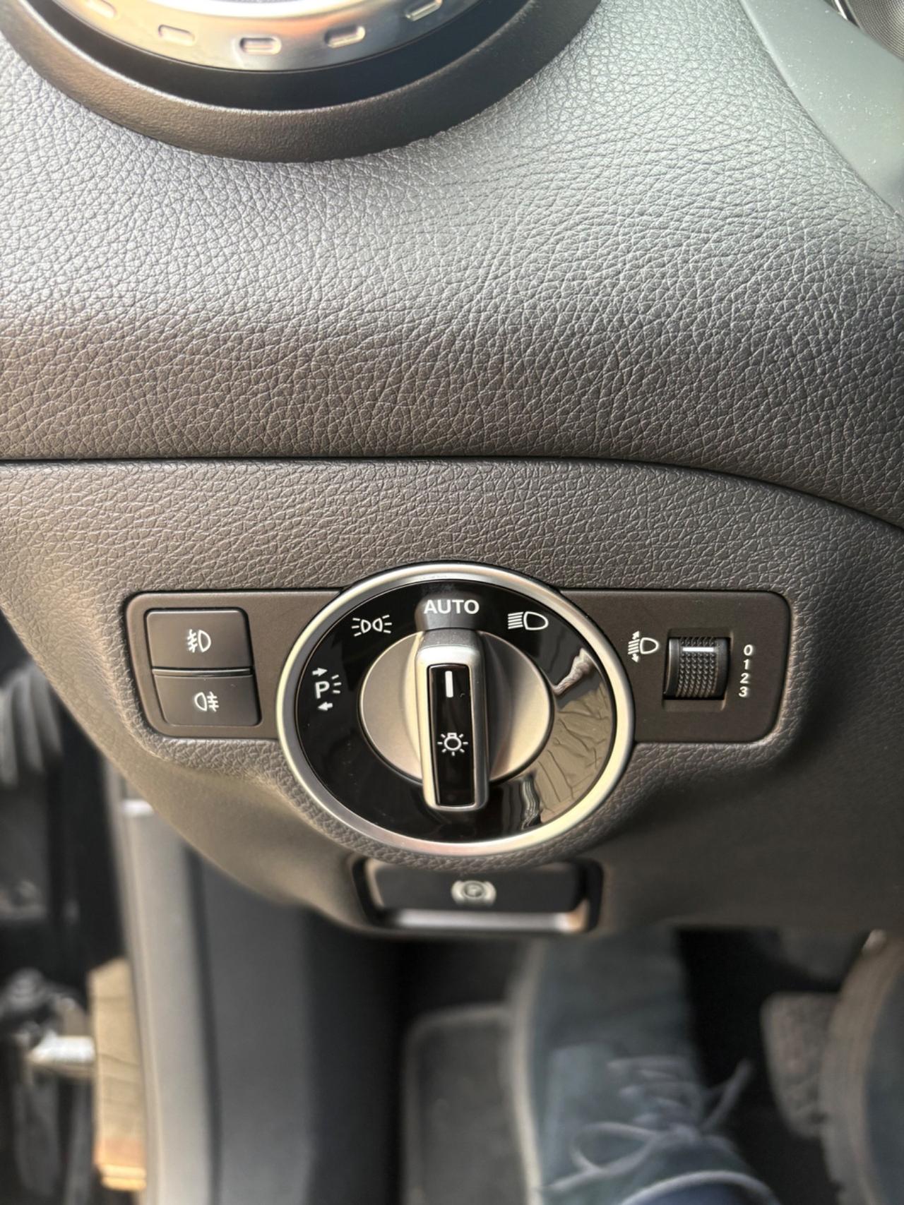 Mercedes-benz GLA 220 CDI Automatic 4Matic Executive