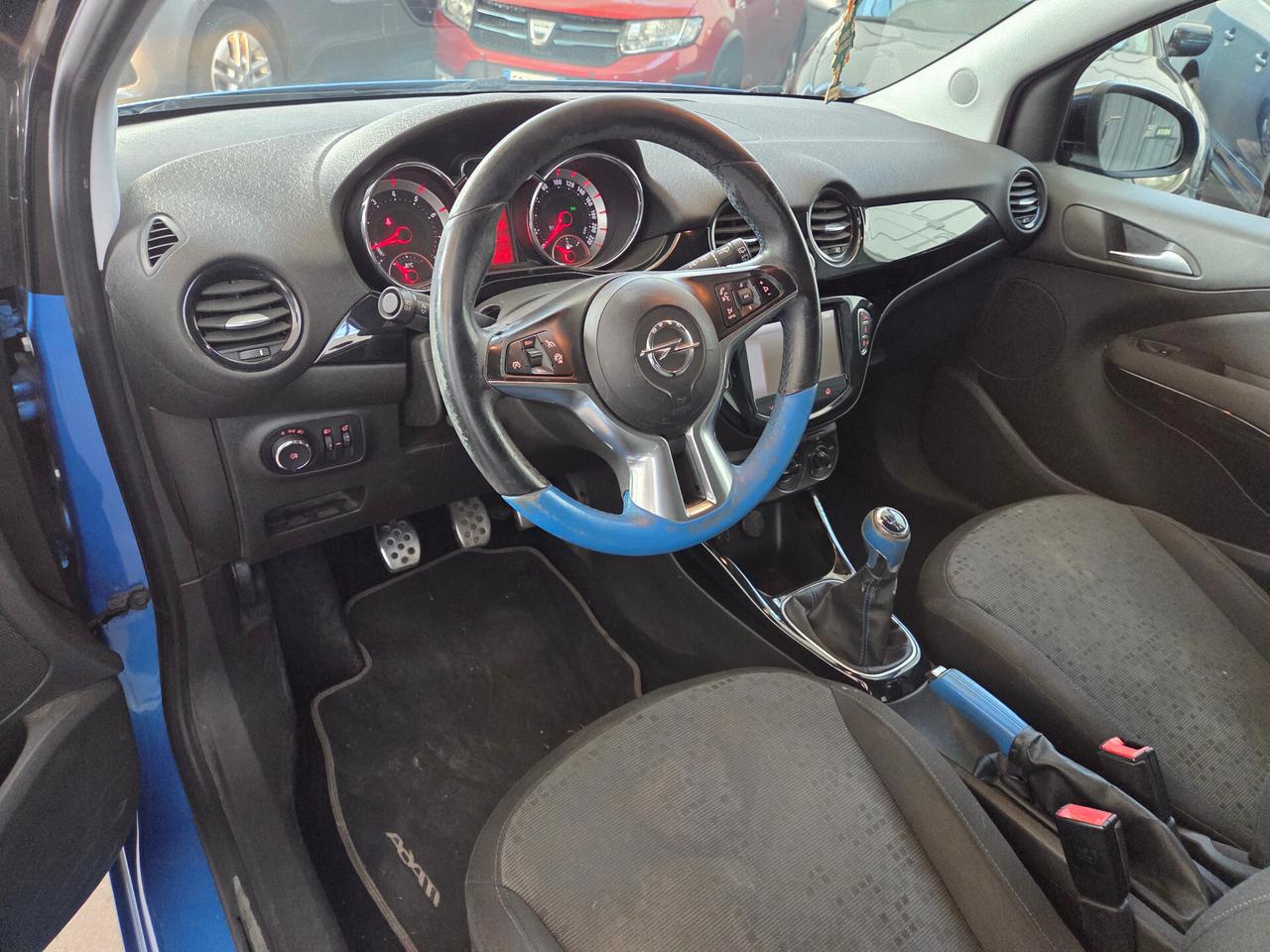 Opel Adam 1.2 70 CV