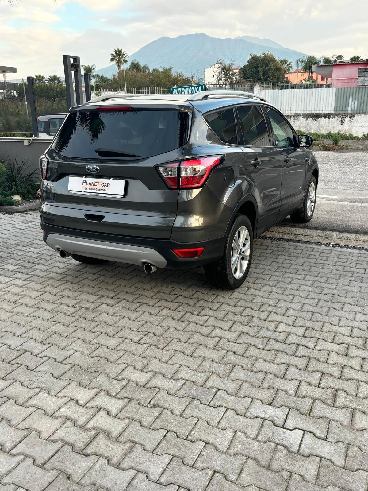 Ford Kuga 2.0 TDCI 150 CV S&S 4WD Titanium