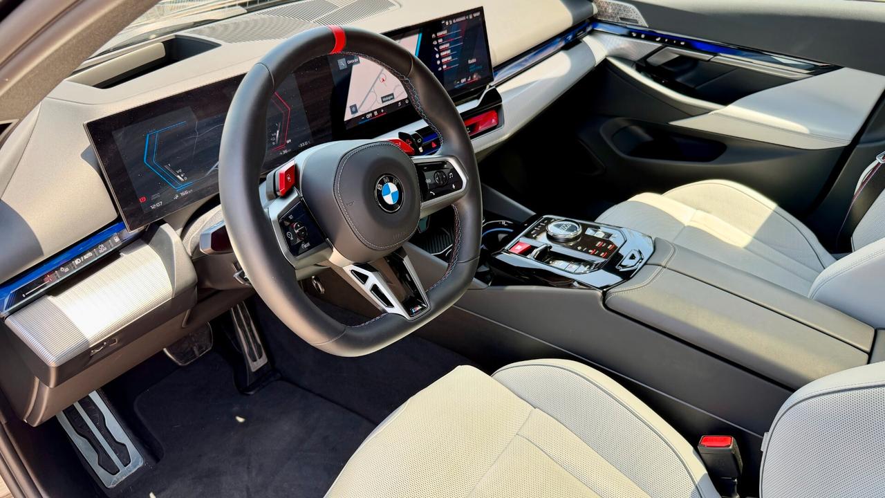 BMW M5 G99 Touring 4.4 727cv auto Full Full Opt