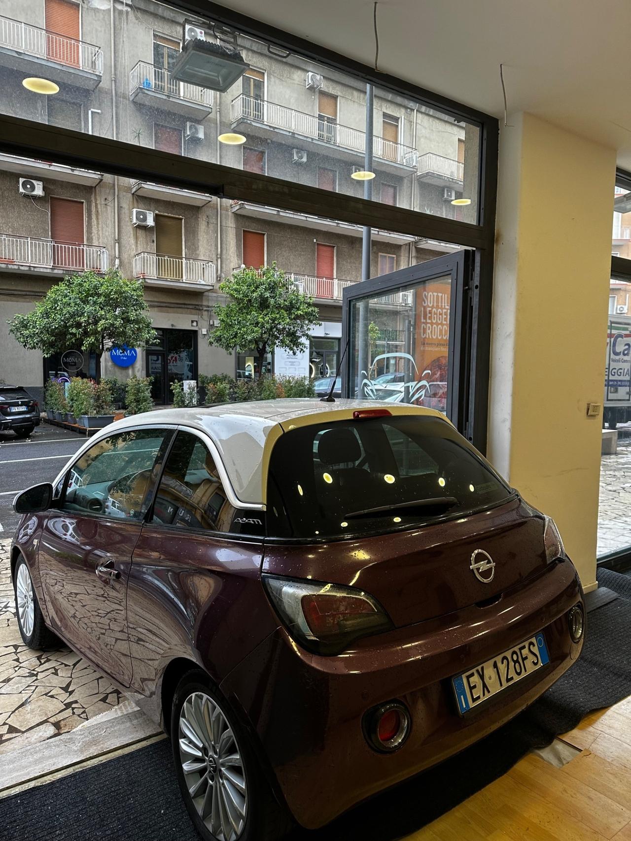 Opel Adam 1.2 70 CV