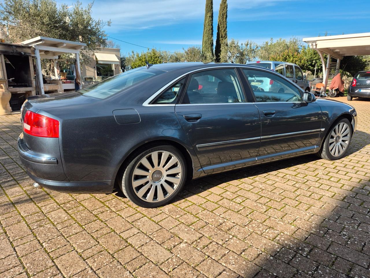 Audi A8 L 4.2 V8 TDI F.AP. quattro tiptronic