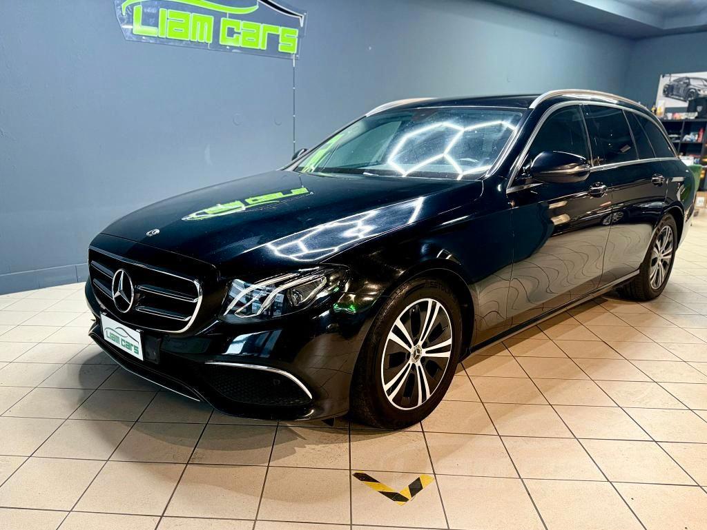 Mercedes E220 PREMIUM PLUS