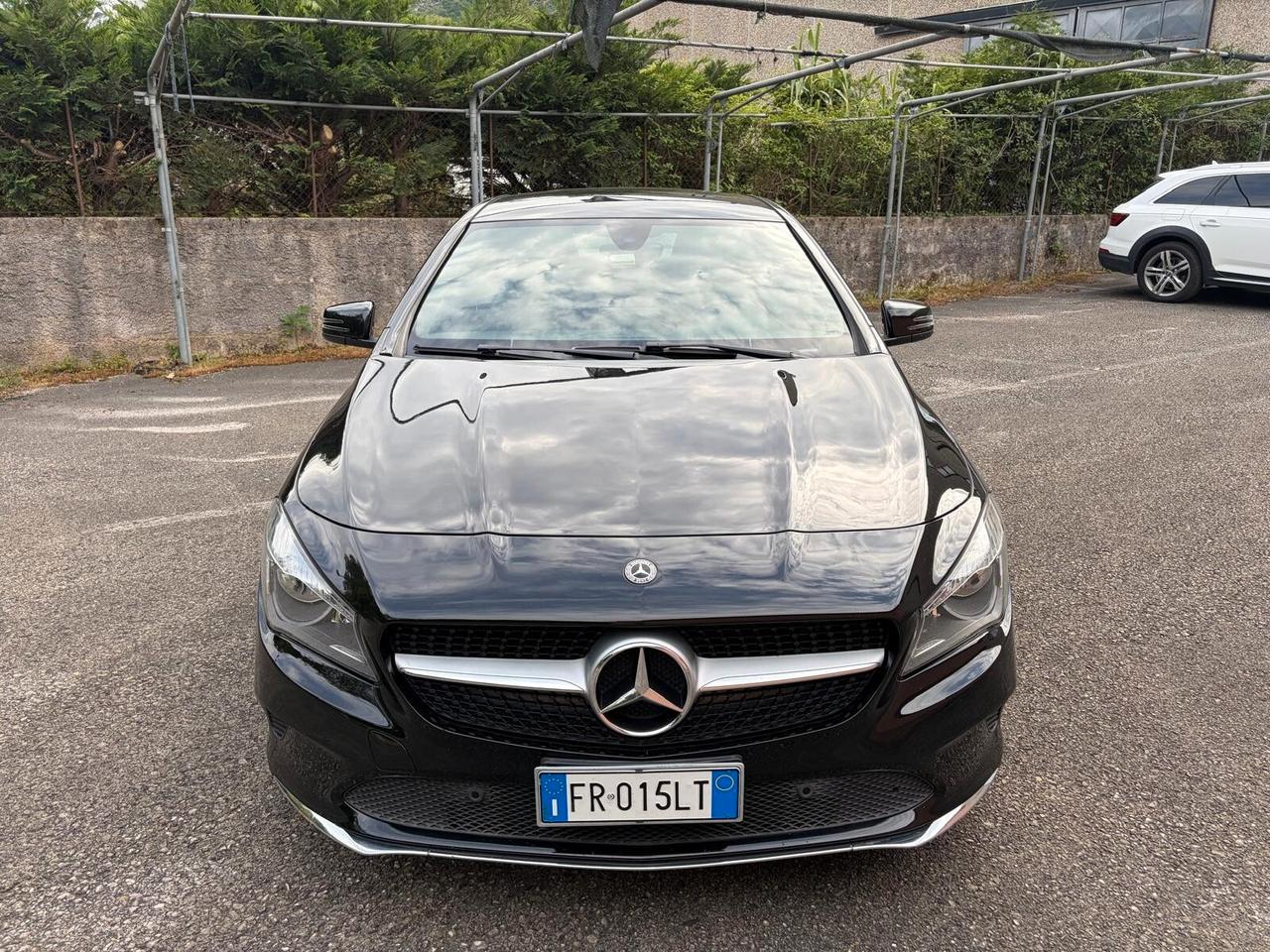 MERCEDES CLA 180 D AUTOMATIC BUSINESS
