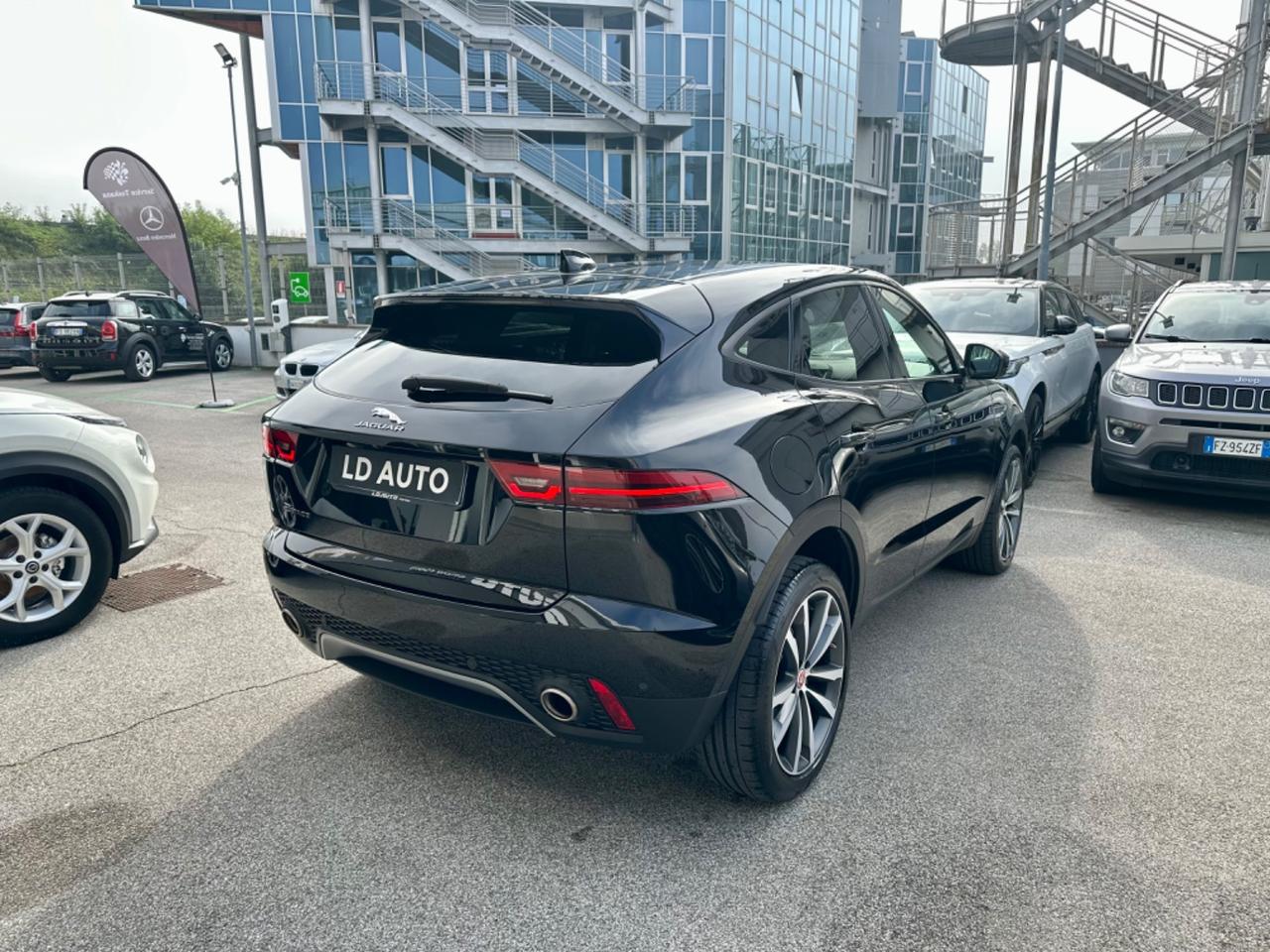 Jaguar E-Pace 2.0D 180 CV AWD R-Dynamic