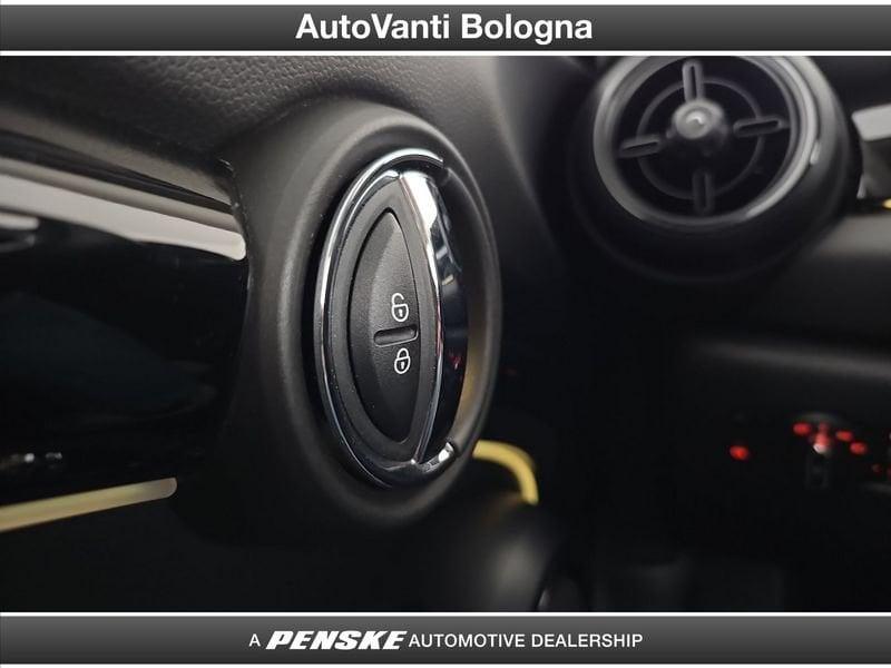 MINI Mini 5 porte Mini 5p 1.5 Cooper Essential auto