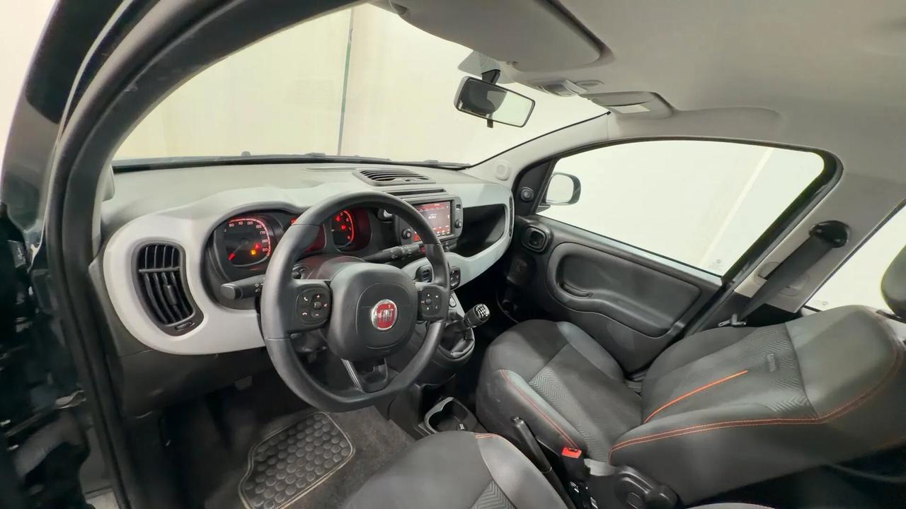 Fiat Panda 1.0 FireFly S&S Hybrid Garmin
