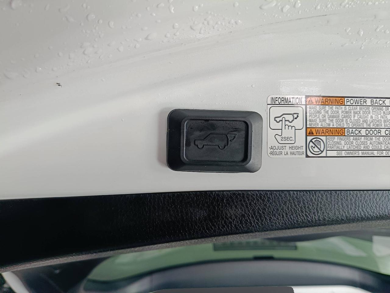 TOYOTA Rav4 IV 2016 - Rav4 2.5 vvt-i h Lounge 4wd e-cvt my17