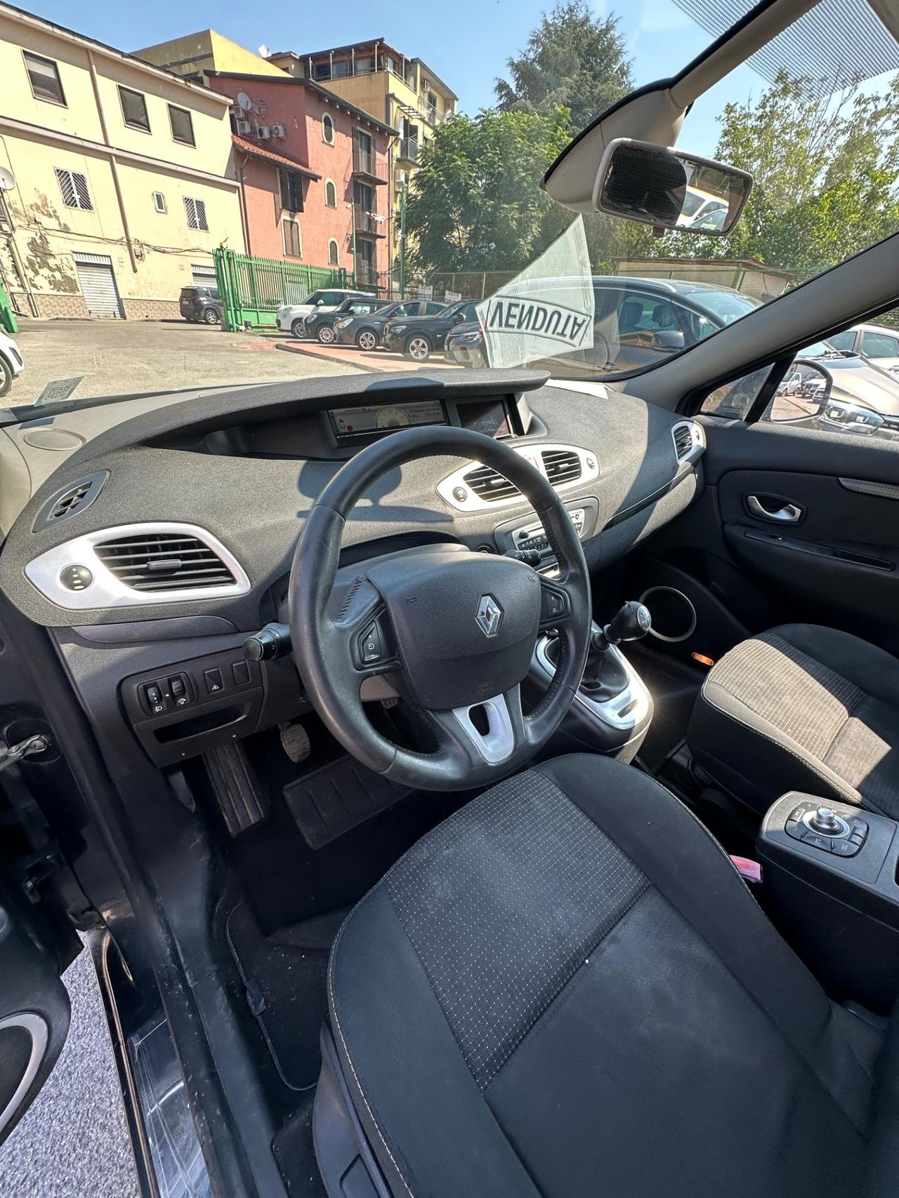 Renault Scenic Scénic X-Mod 1.5 dCi 110CV Luxe
