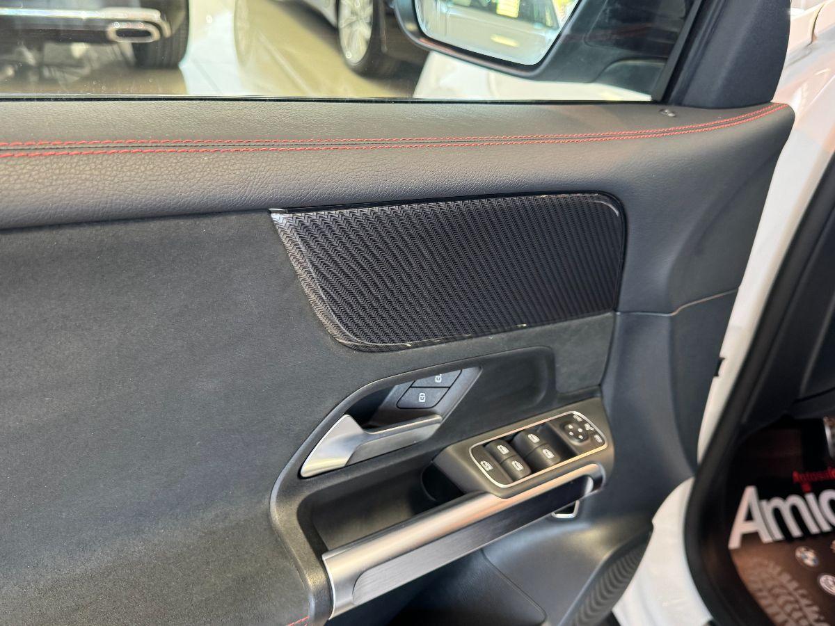 MERCEDES GLB 200 d Automatic 4Matic Premium AMG
