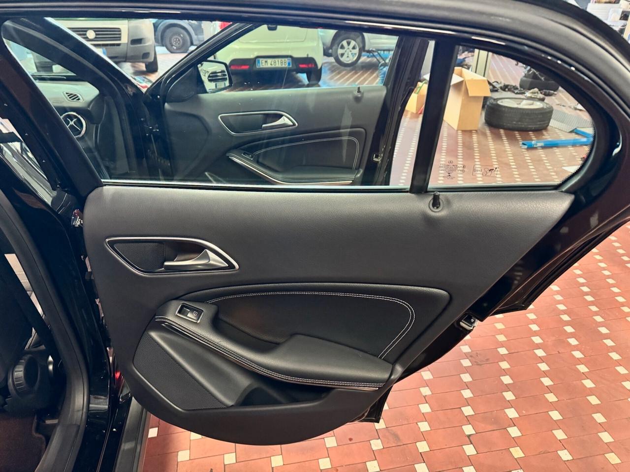 Mercedes-benz GLA 200 CDI Automatic 4Matic Premium