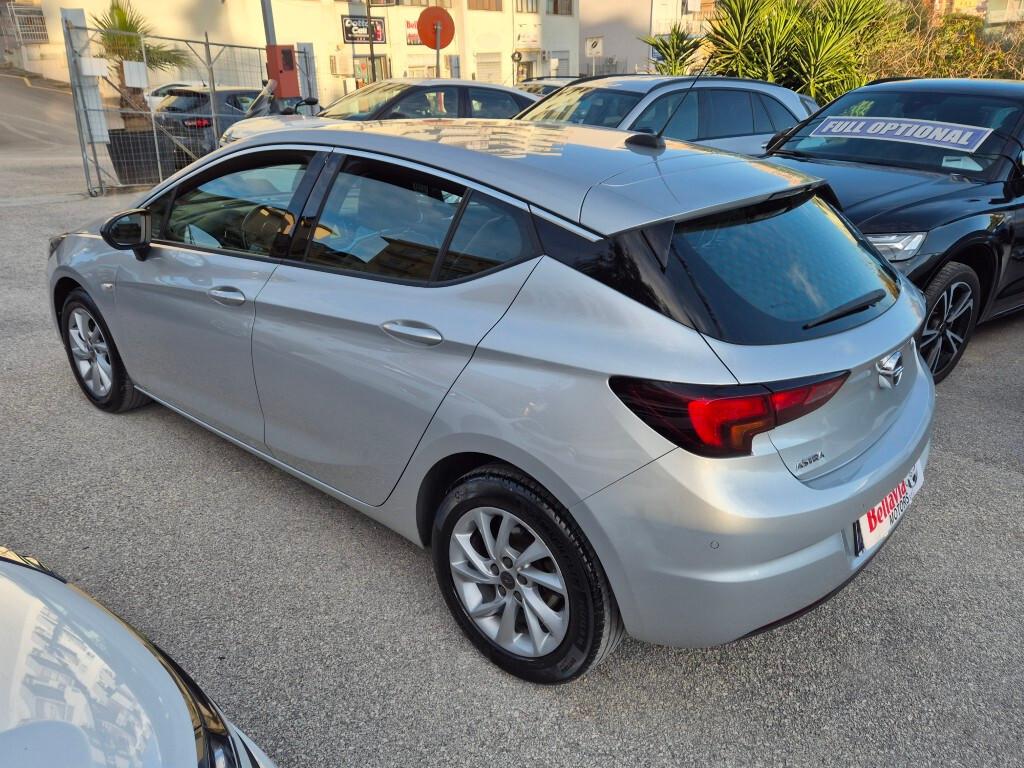 Opel Astra 1.5 CDTI 105 CV BERLINA 5 porte