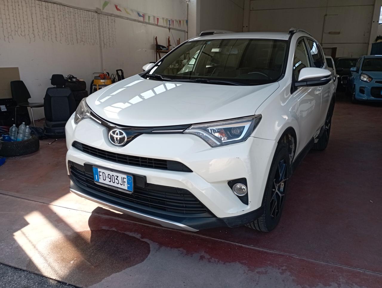 Toyota RAV 4 RAV4 2.0 D-4D 2WD Lounge