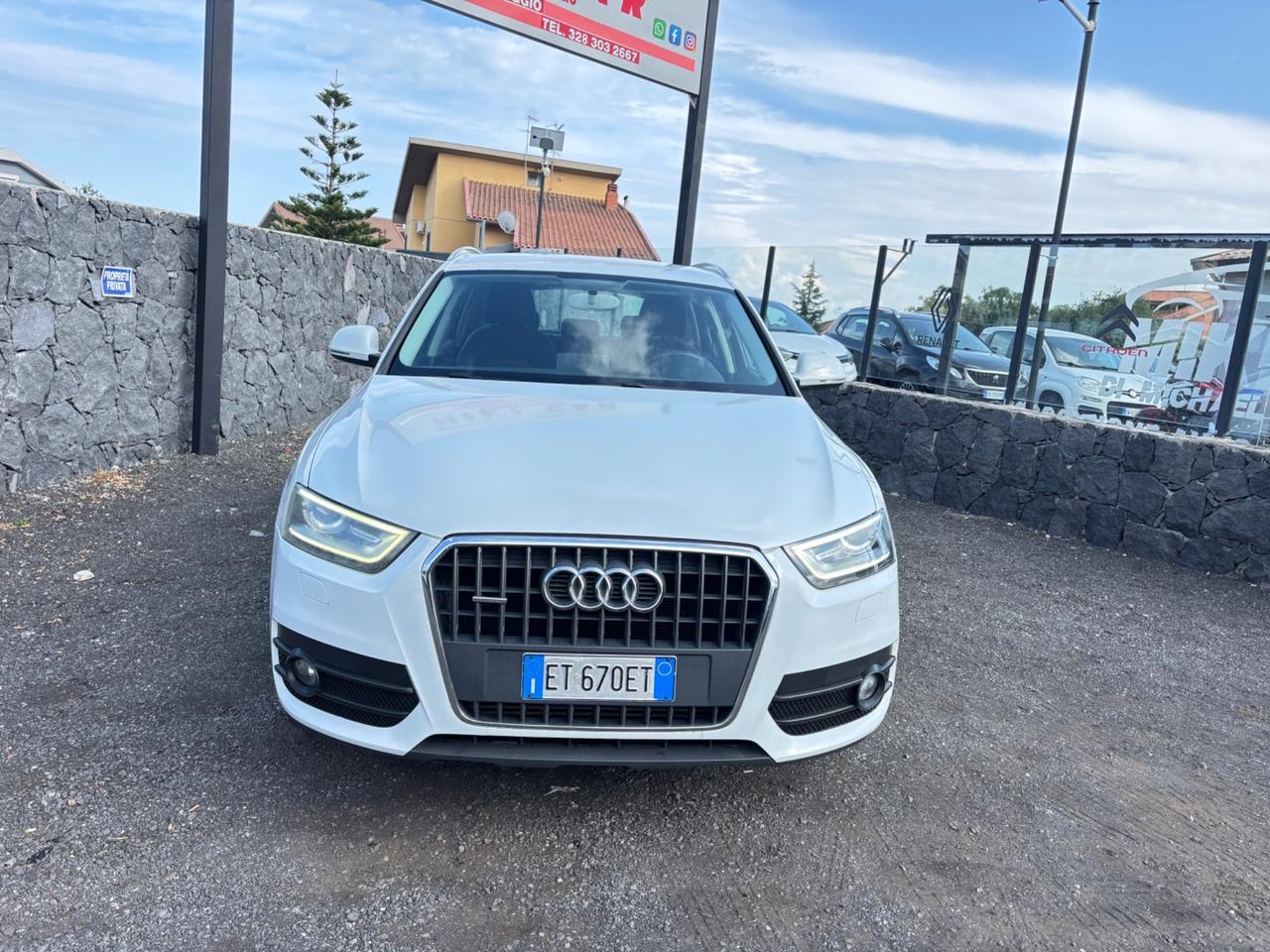 Audi Q3 2.0 TDI quattro S tronic Business Plus