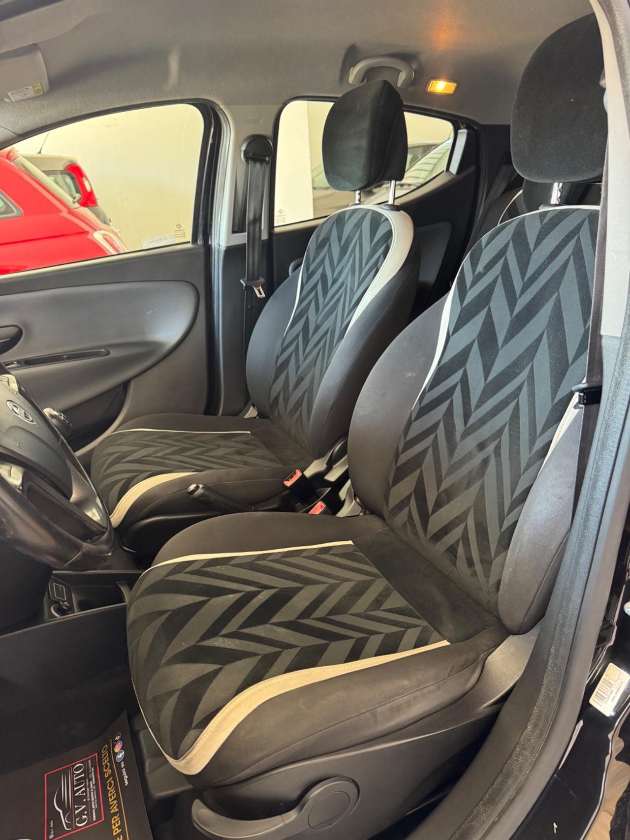 Lancia Ypsilon 1.3 MJT 16V 95 CV 5 porte S&S Platinum