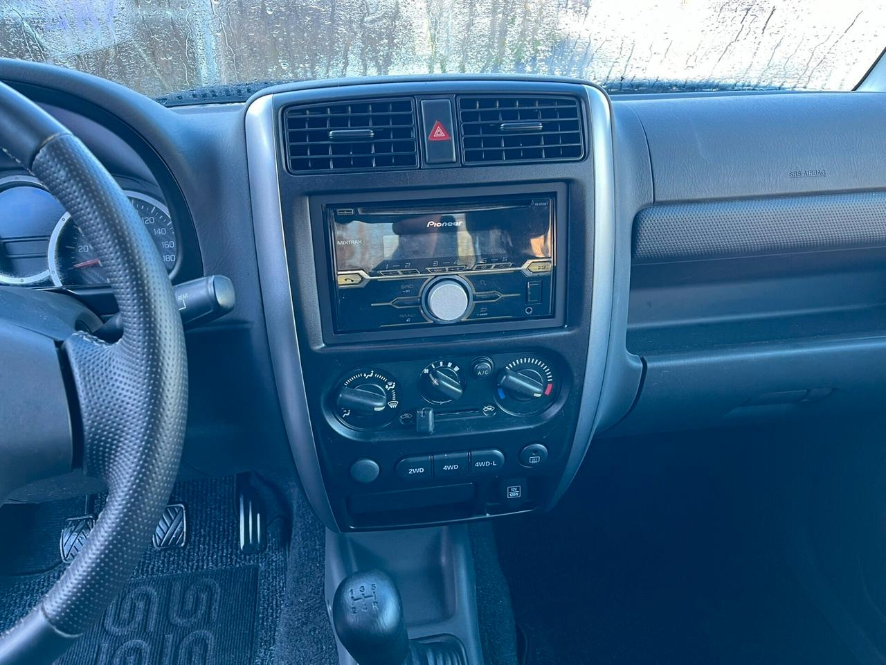 Suzuki Jimny 1.3 4WD A/T Evolution Plus