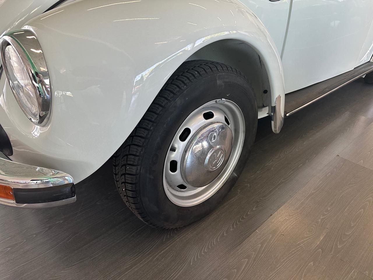 VOLKSWAGEN Maggiolino Cabrio*Completamente restaurata