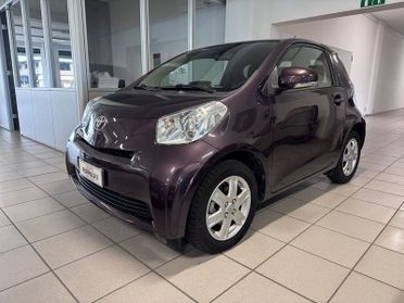 Toyota iQ iQ 1.0 cvt (multidrive)
