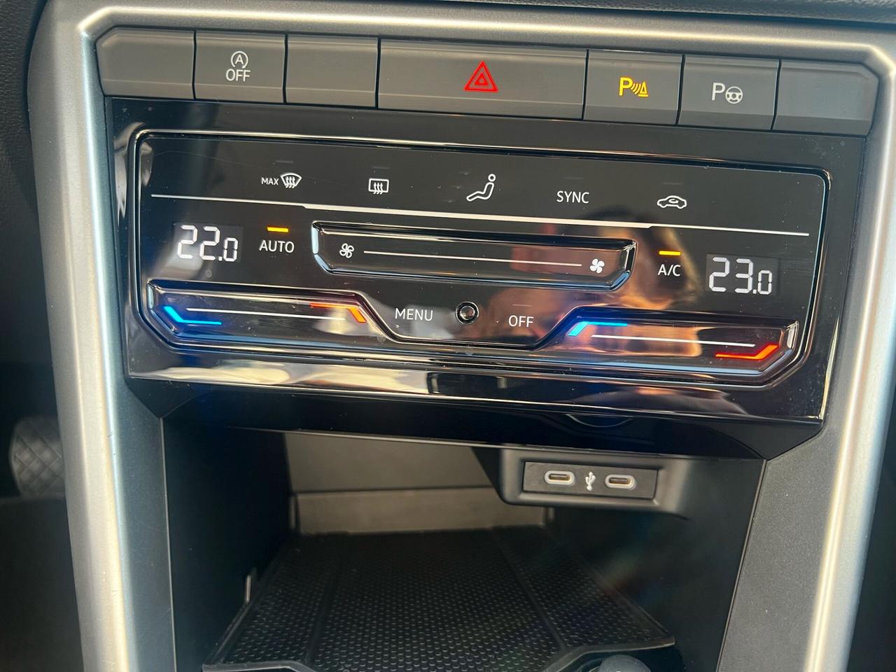 Volkswagen T-Roc 1.5 TSI ACT DSG Life -Bicolor-