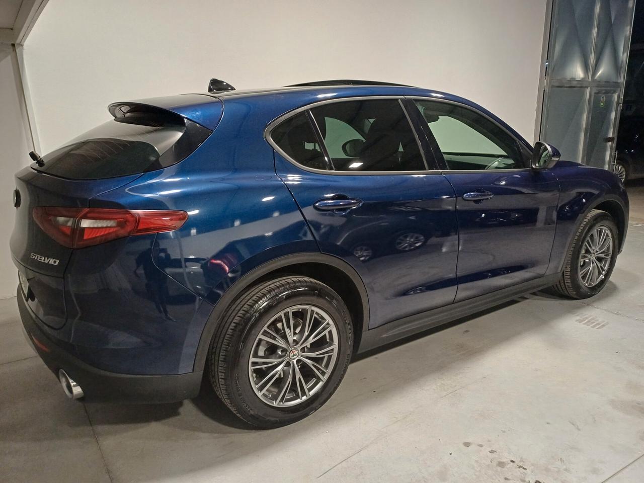 Alfa Romeo Stelvio 2.2 Turbodiesel 210 CV Q4 TETTO