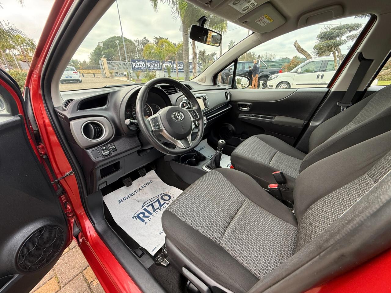 Toyota Yaris 1.4 D-4D 90 Cv 5 porte Lounge Navi