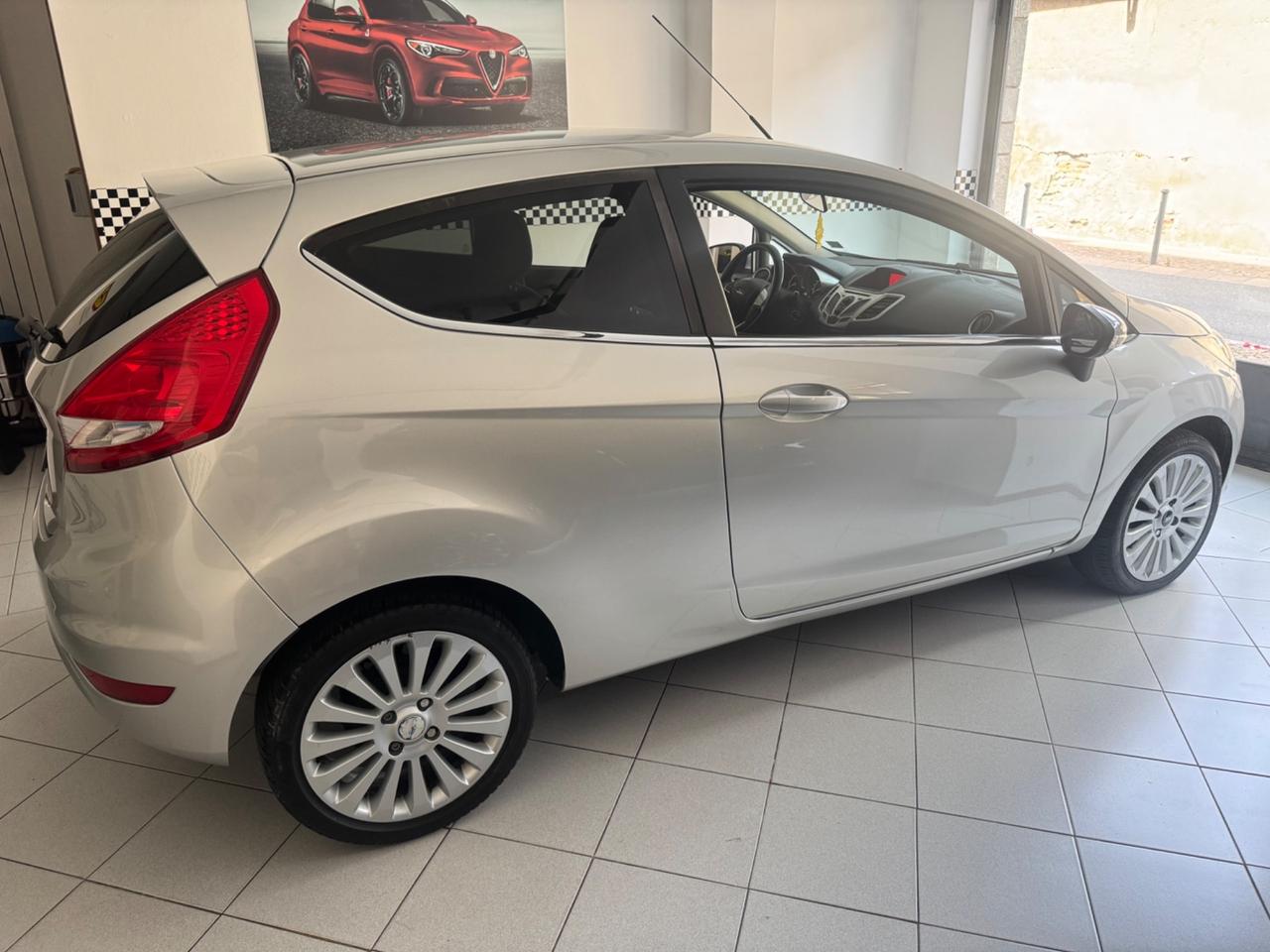 Ford Fiesta 1.2 82CV 3 porte Titanium