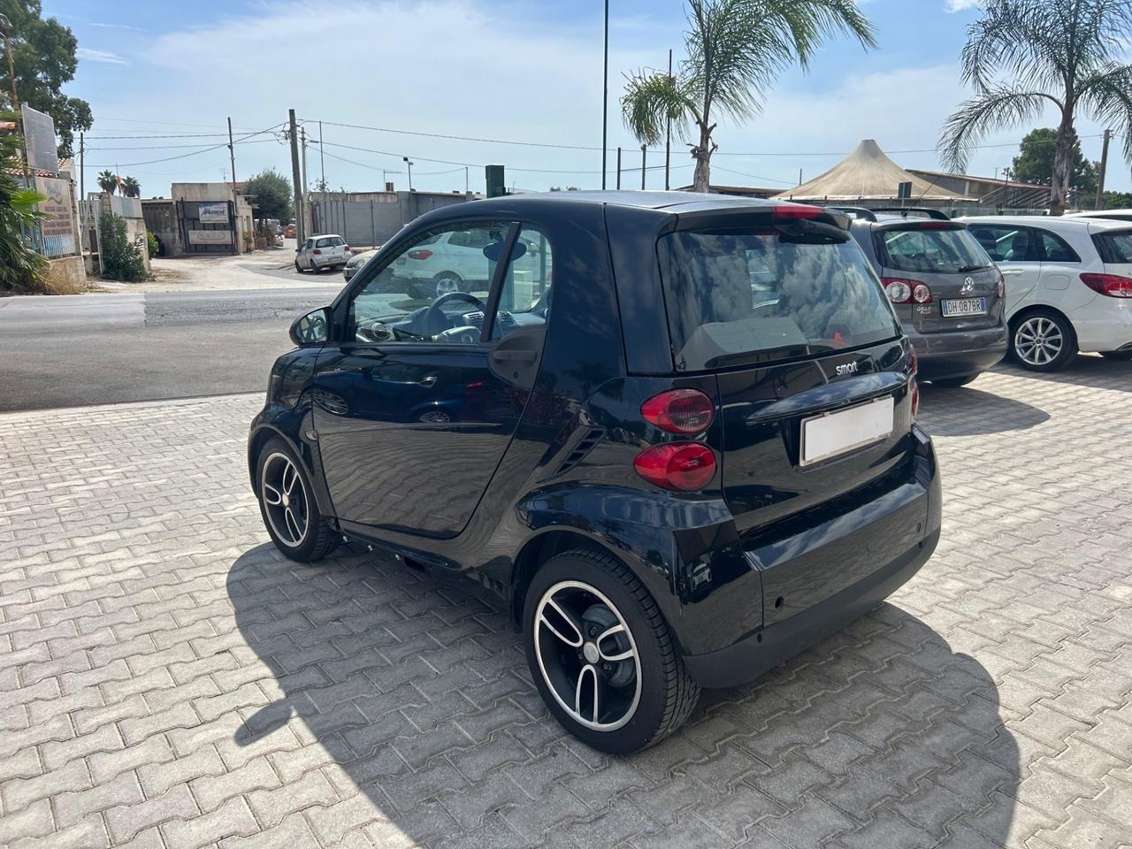 Smart ForTwo 1000 62 kW coupé passion