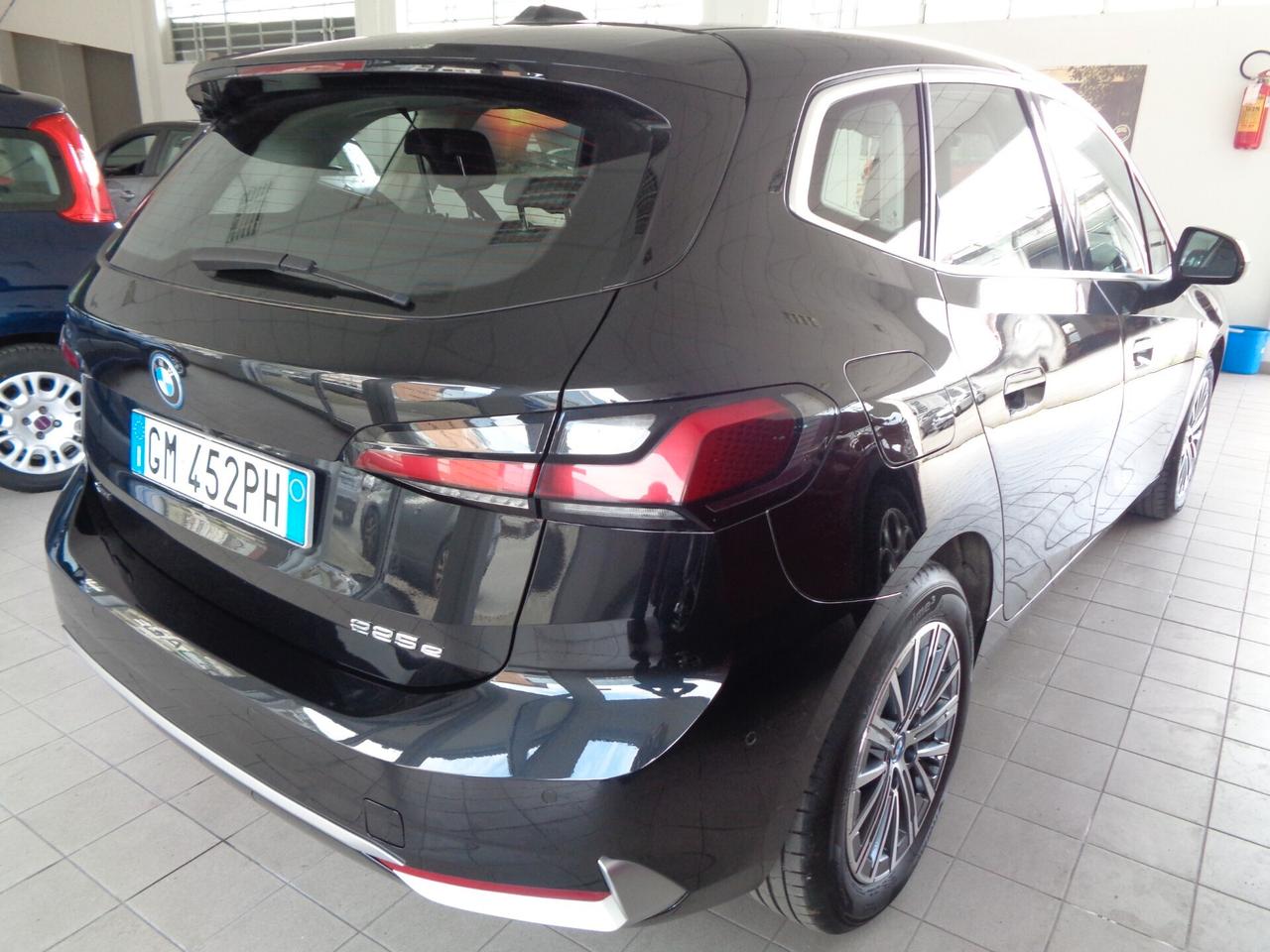 Bmw 2er Active Tourer 225e xDrive LUXURY